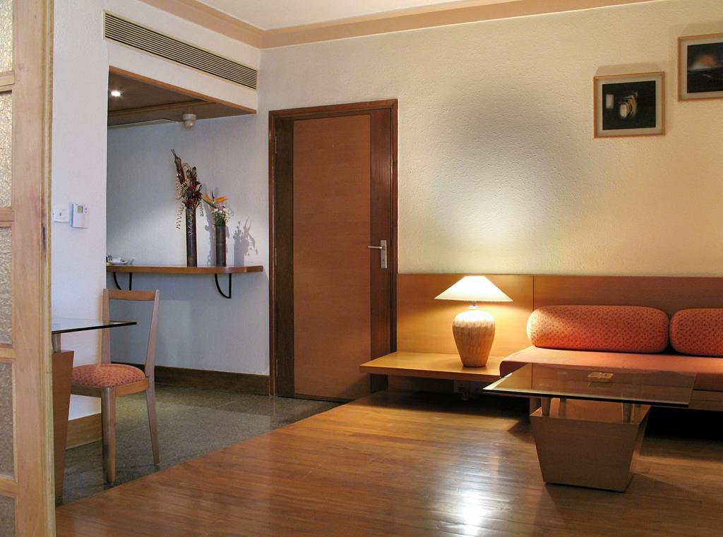 The Central Park Poona Kamer foto